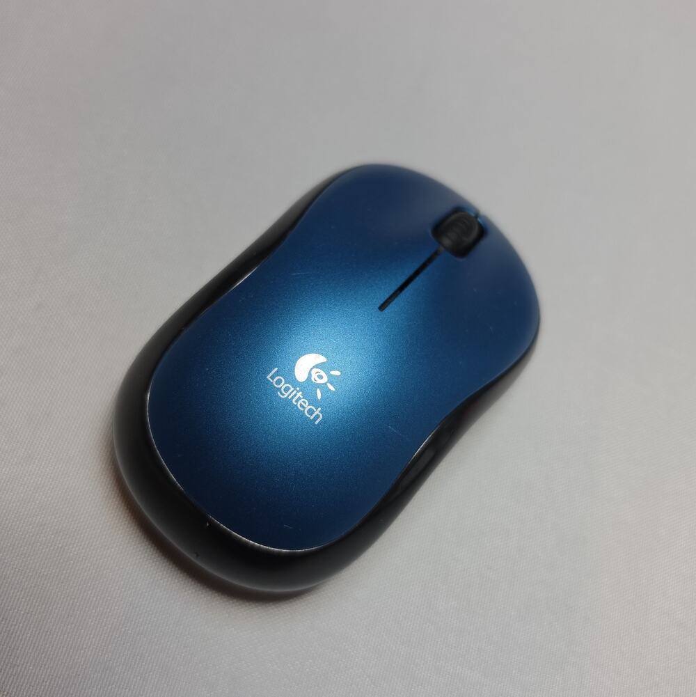 Logitech M185 Wireless Mouse, USB Mini Receiver BLUE 810-003499